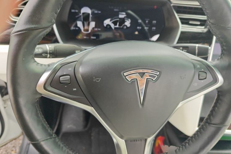 Used Tesla Model X 2016 X 90D Steering Wheel