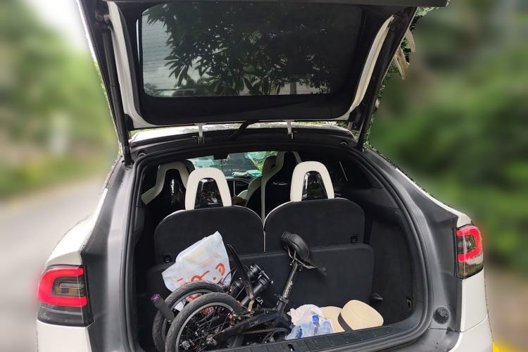 Used Tesla Model X 2016 X 90D Trunk