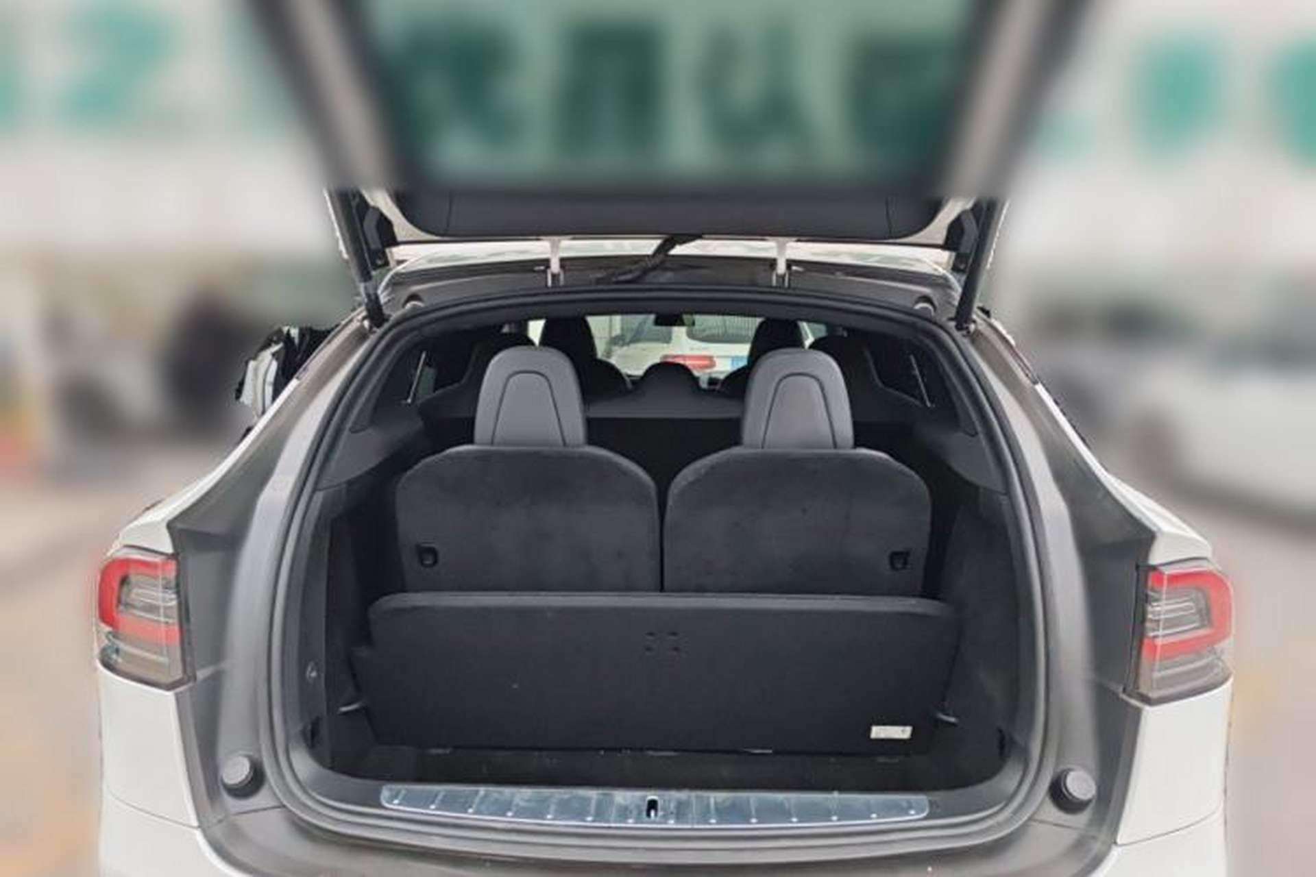 Used Tesla Model X 2016 X 75D Trunk