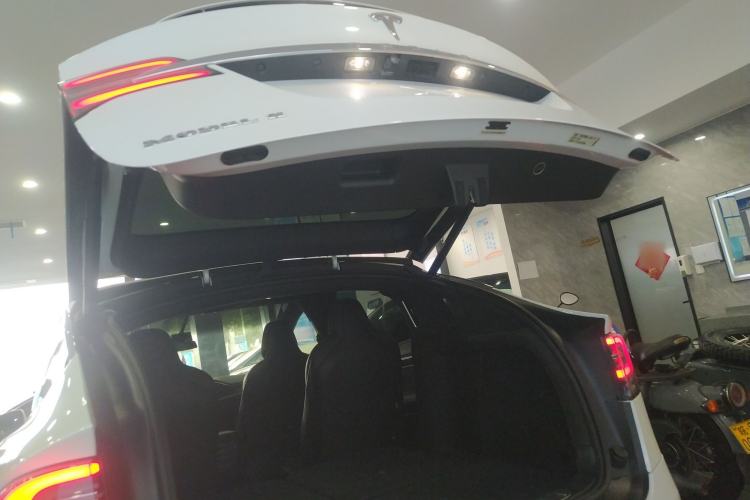 Used Tesla Model X 2016 X 75D Trunk