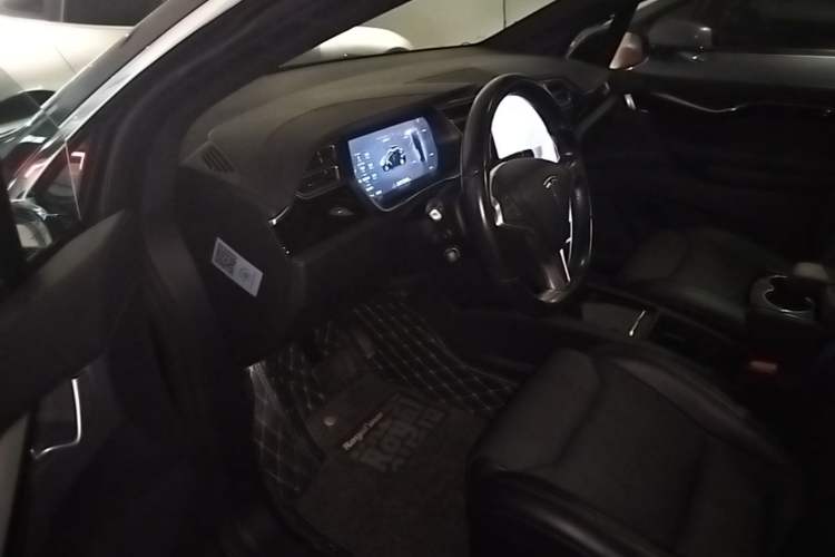 Used Tesla Model X 2017 X 100D Long Range Edition Driver Seat