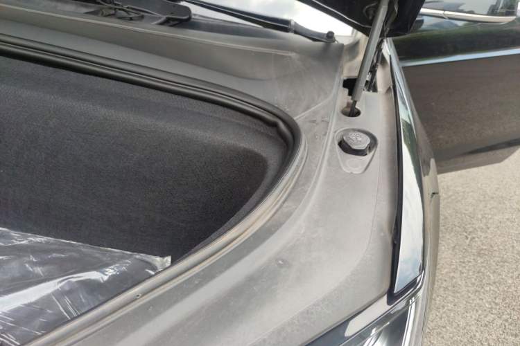 Used Tesla Model X 2017 X 100D Long Range Edition Engine Bay Left