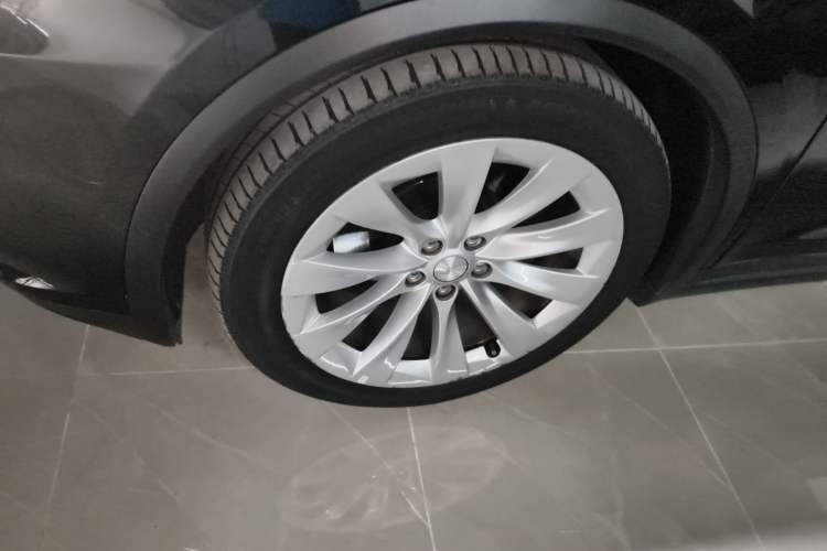 Used Tesla Model X 2017 X 100D Long Range Edition Exterior 4
