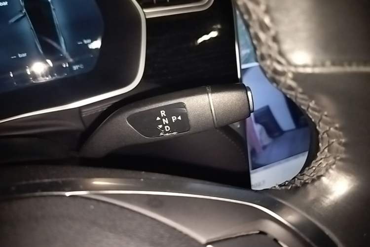 Used Tesla Model X 2017 X 100D Long Range Edition Gear Lever