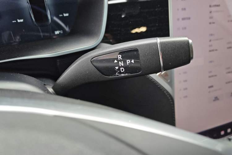 Used Tesla Model X 2017 X 100D Long Range Edition Gear Lever