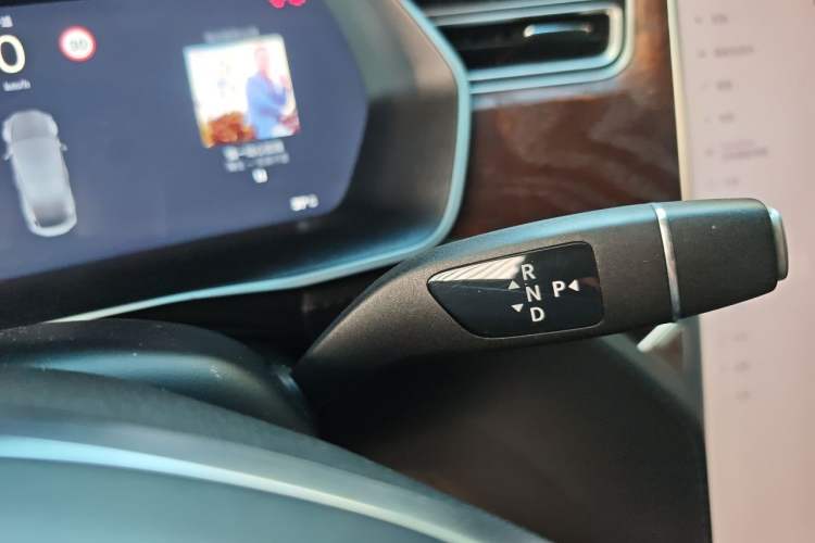 Used Tesla Model X 2017 X 100D Long Range Edition Gear Lever