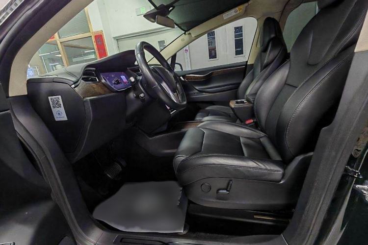 Used Tesla Model X 2017 X 100D Long Range Edition Interior 4