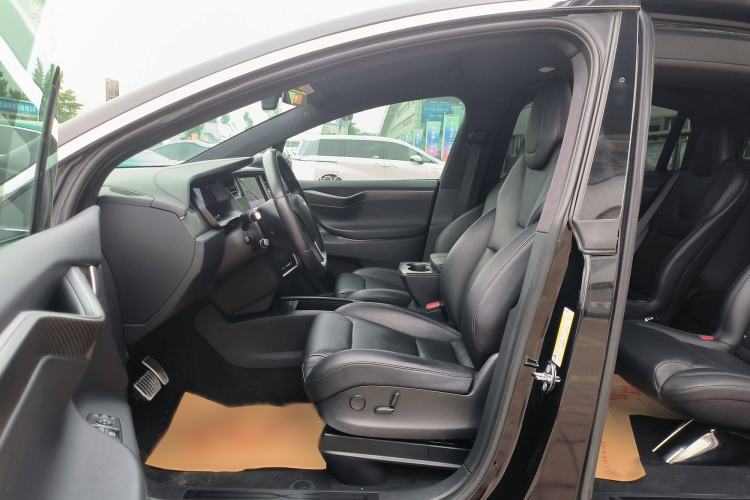 Used Tesla Model X 2017 X 100D Long Range Edition Interior 5
