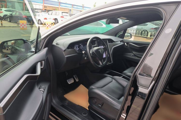 Used Tesla Model X 2017 X 100D Long Range Edition Interior 6