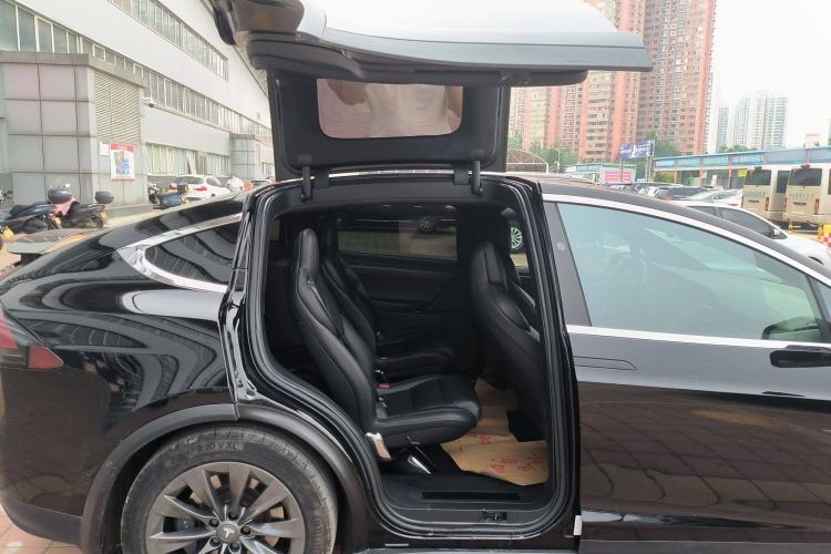Used Tesla Model X 2017 X 100D Long Range Edition Interior 8