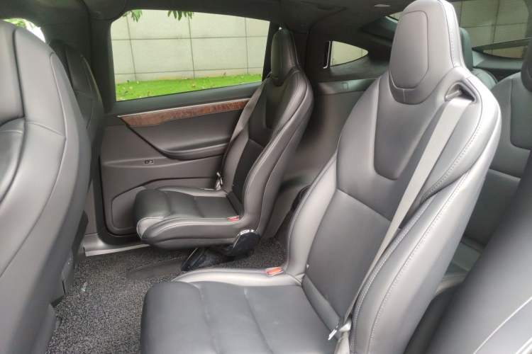 Used Tesla Model X 2017 X 100D Long Range Edition Left Rear Seat