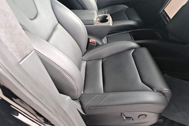 Used Tesla Model X 2017 X 100D Long Range Edition Right Front Seat