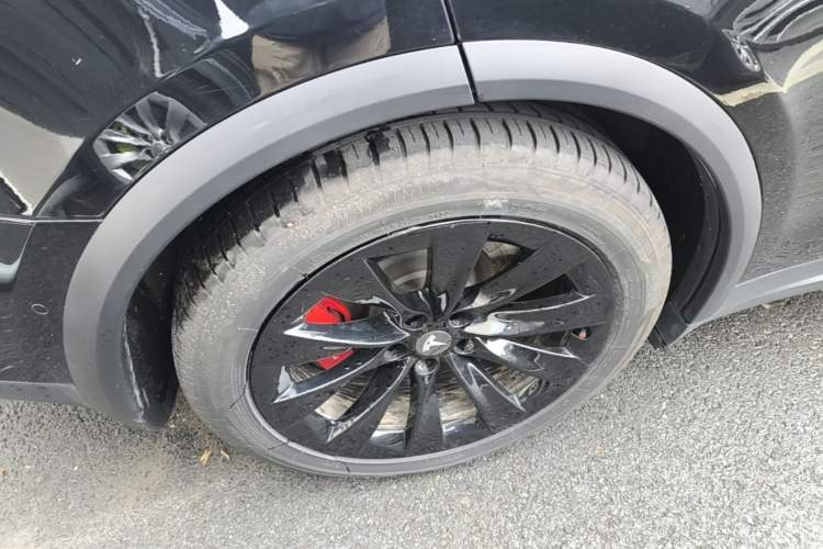 Used Tesla Model X 2017 X 100D Long Range Edition Right Rear Wheel Hub