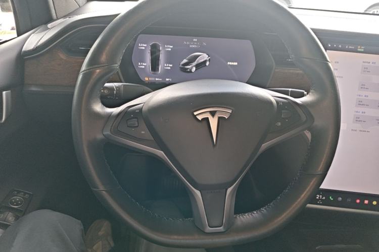 Used Tesla Model X 2017 X 100D Long Range Edition Steering Wheel