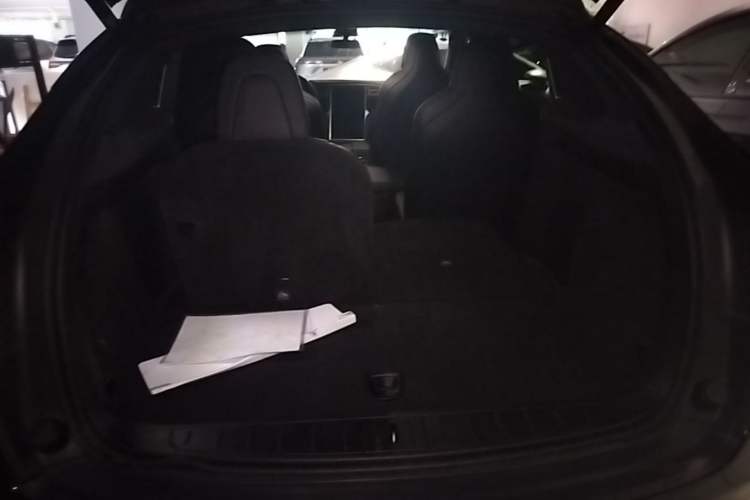 Used Tesla Model X 2017 X 100D Long Range Edition Trunk