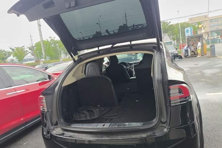 Used Tesla Model X 2017 X 100D Long Range Edition Trunk