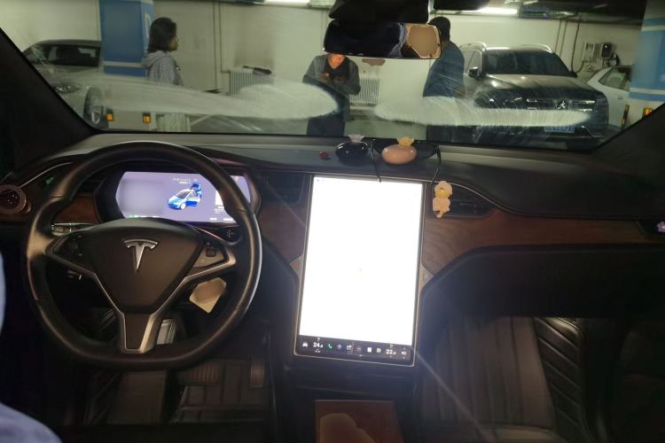 Used Tesla Model X 2017 X 100D Long Range Edition Center Console