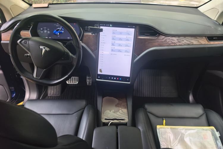 Used Tesla Model X 2017 X 100D Long Range Edition Center Console
