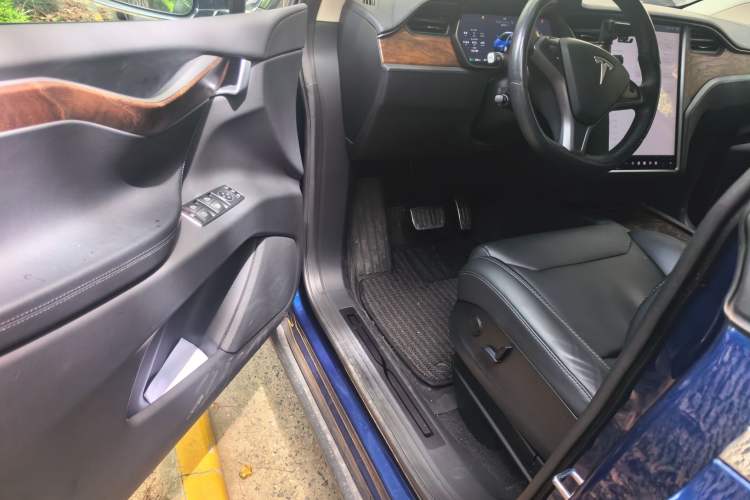 Used Tesla Model X 2017 X 100D Long Range Edition Driver Seat