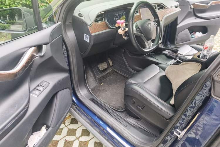 Used Tesla Model X 2017 X 100D Long Range Edition Driver Seat
