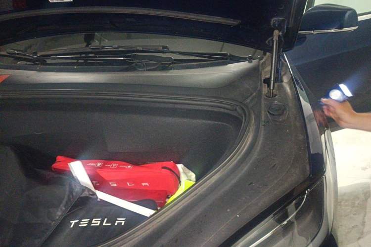 Used Tesla Model X 2017 X 100D Long Range Edition Engine Bay Left