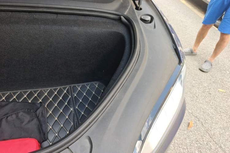 Used Tesla Model X 2017 X 100D Long Range Edition Engine Bay Left