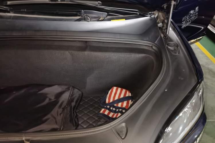 Used Tesla Model X 2017 X 100D Long Range Edition Engine Bay Left