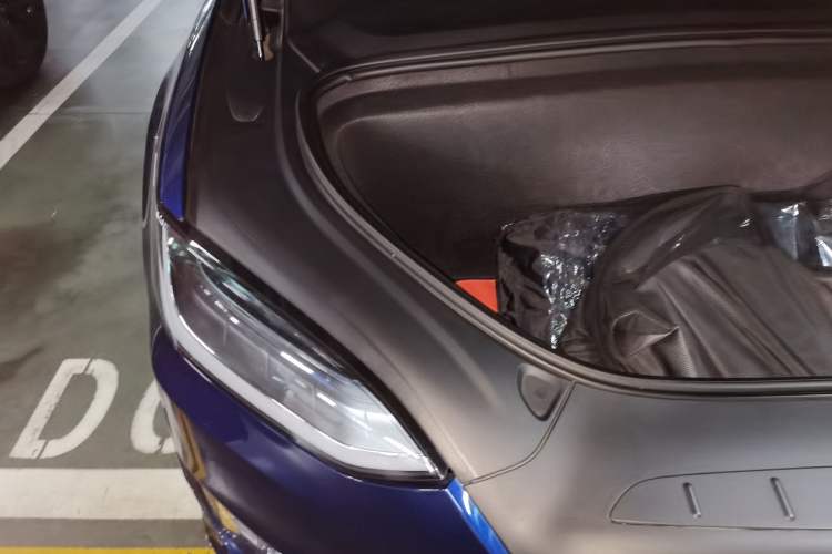 Used Tesla Model X 2017 X 100D Long Range Edition Engine Bay Right