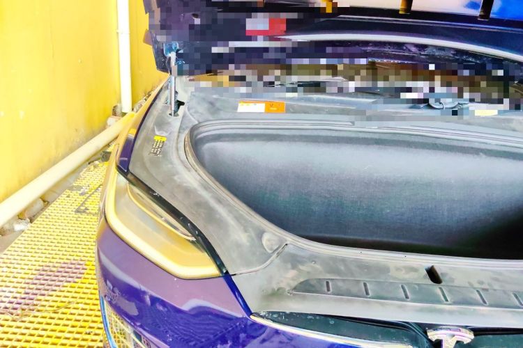 Used Tesla Model X 2017 X 100D Long Range Edition Engine Bay Right