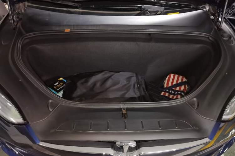 Used Tesla Model X 2017 X 100D Long Range Edition Engine Bay