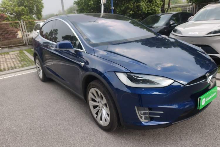 Used Tesla Model X 2017 X 100D Long Range Edition Front Right 45 Deg