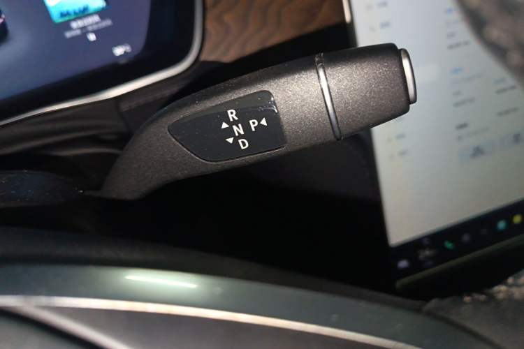 Used Tesla Model X 2017 X 100D Long Range Edition Gear Lever