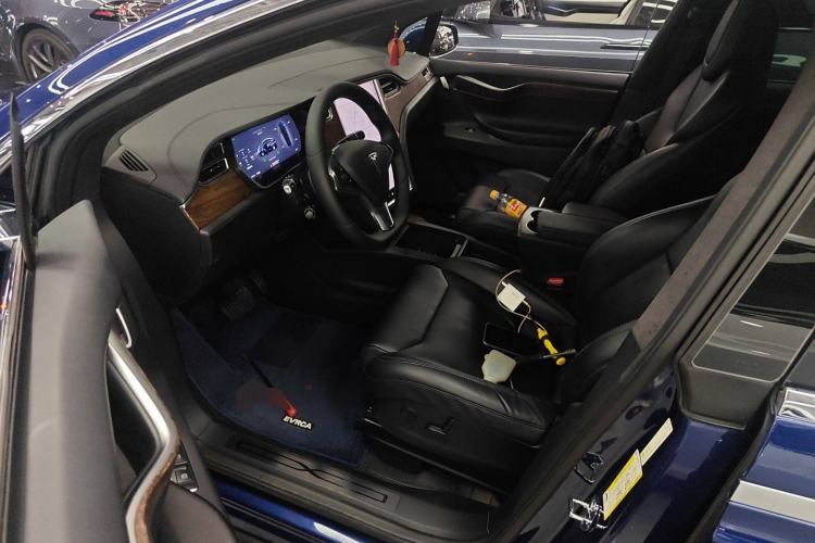 Used Tesla Model X 2017 X 100D Long Range Edition Interior 3