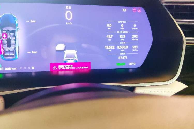 Used Tesla Model X 2017 X 100D Long Range Edition Odometer Close Up