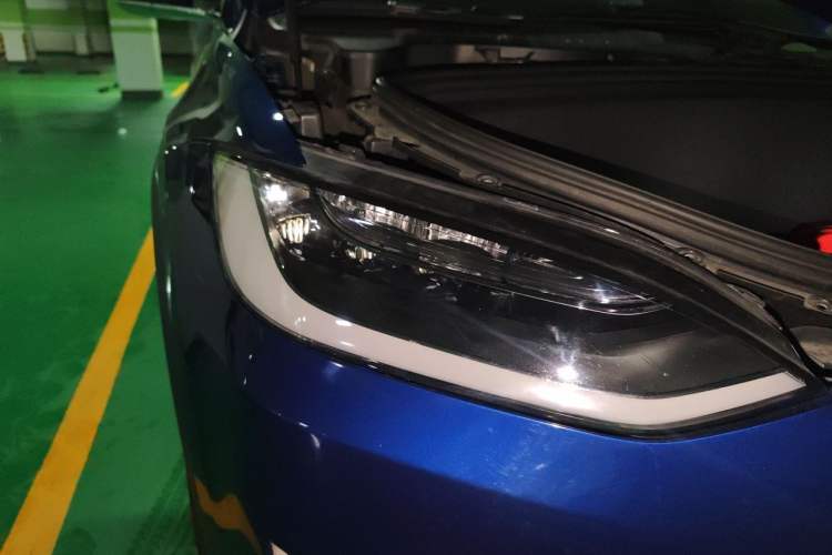 Used Tesla Model X 2017 X 100D Long Range Edition Right Front Headlight