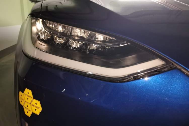 Used Tesla Model X 2017 X 100D Long Range Edition Right Front Headlight