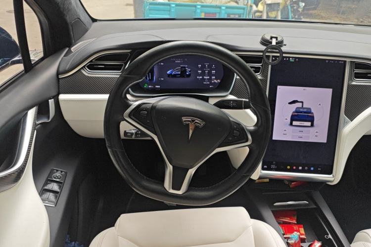 Used Tesla Model X 2017 X 100D Long Range Edition Steering Wheel