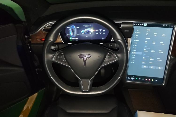 Used Tesla Model X 2017 X 100D Long Range Edition Steering Wheel