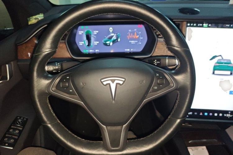 Used Tesla Model X 2017 X 100D Long Range Edition Steering Wheel
