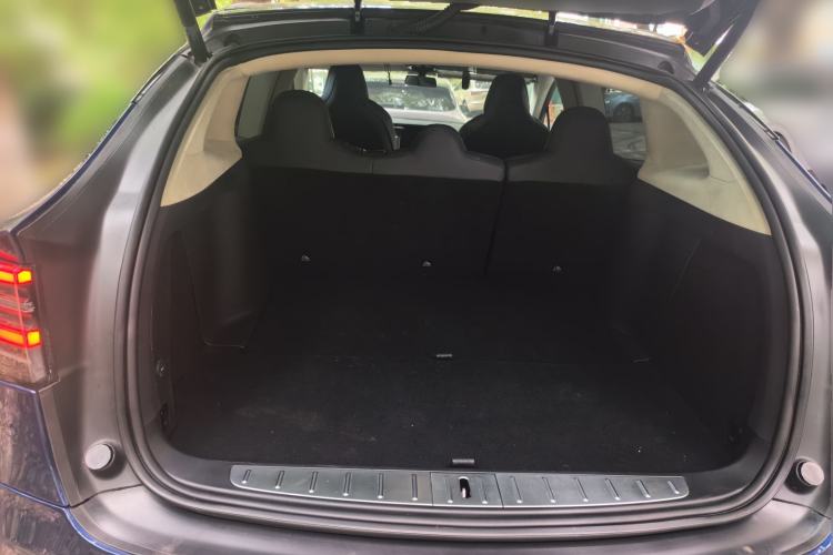 Used Tesla Model X 2017 X 100D Long Range Edition Trunk
