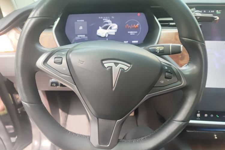 Used Tesla Model X 2017 X 100D Long Range Edition Steering Wheel