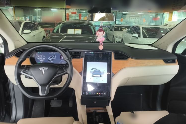 Used Tesla Model X 2017 X 100D Long Range Edition Center Console