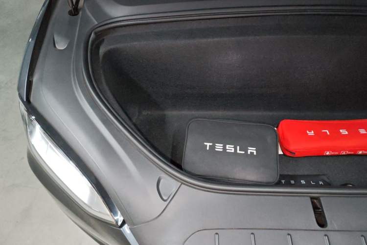 Used Tesla Model X 2017 X 100D Long Range Edition Engine Bay Right