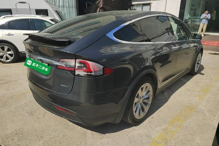 Used Tesla Model X 2017 X 100D Long Range Edition Rear Right 45 Deg
