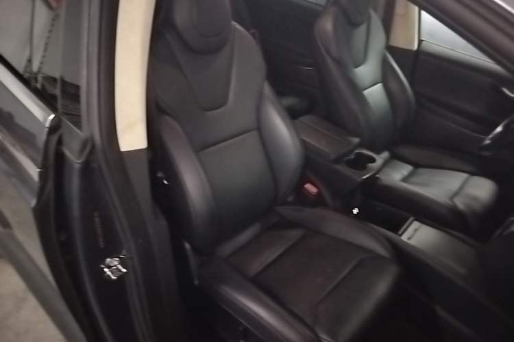 Used Tesla Model X 2017 X 100D Long Range Edition Right Front Seat