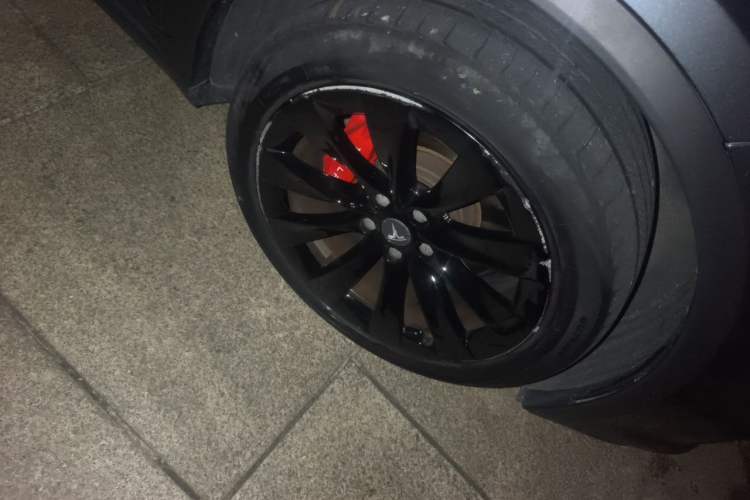 Used Tesla Model X 2017 X 100D Long Range Edition Right Front Wheel Hub