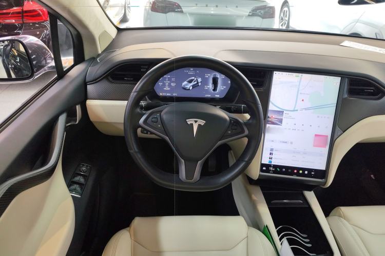 Used Tesla Model X 2017 X 100D Long Range Edition Steering Wheel