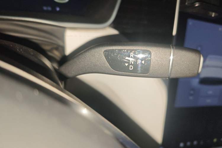 Used Tesla Model X 2017 X 100D Long Range Edition Gear Lever