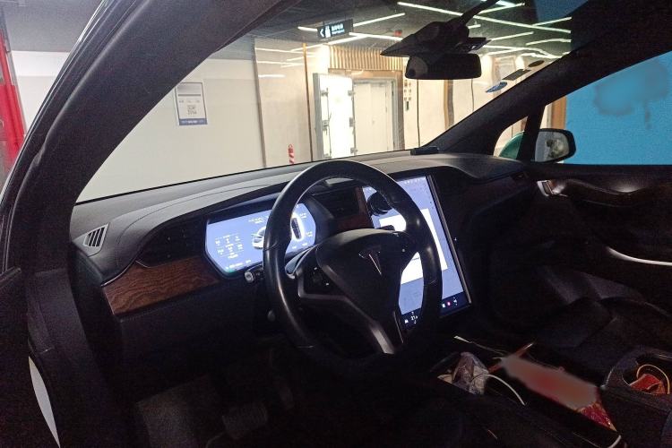 Used Tesla Model X 2017 X 100D Long Range Edition Interior 3