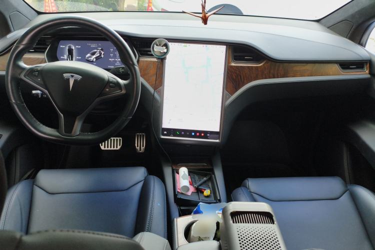 Used Tesla Model X 2017 X 100D Long Range Edition Center Console